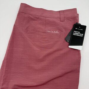 NWT Travis Mathew Shorts Men’s 40 Red Pink On A Boat Stretch Performance Golf